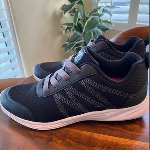 Vionic Tennis Shoes